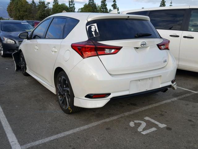 JTNKARJE5GJ514592 - 2016 TOYOTA SCION IM WHITE photo 3