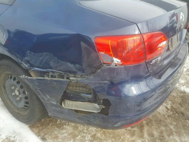 3VW2K7AJ5CM404266 - 2012 VOLKSWAGEN JETTA BASE BLUE photo 9