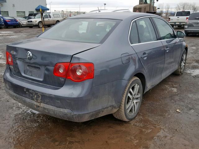 3VWDT31K26M762114 - 2006 VOLKSWAGEN JETTA TDI GRAY photo 4