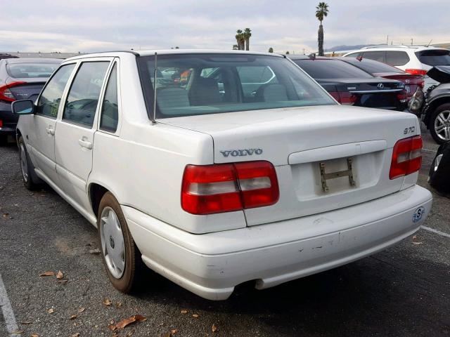 YV1LS55A8X1599220 - 1999 VOLVO S70 WHITE photo 3