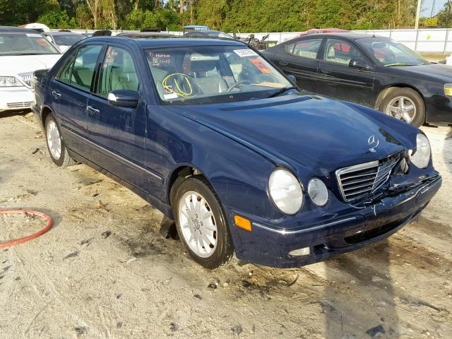 WDBJF65J61B261192 - 2001 MERCEDES-BENZ E 320 BLUE photo 1