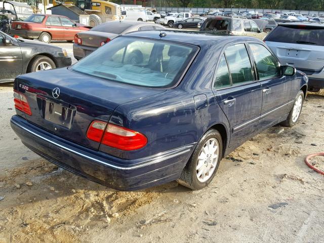 WDBJF65J61B261192 - 2001 MERCEDES-BENZ E 320 BLUE photo 4