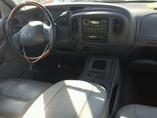 5LMEU27R82LJ05518 - 2002 LINCOLN NAVIGATOR Қара фото 9