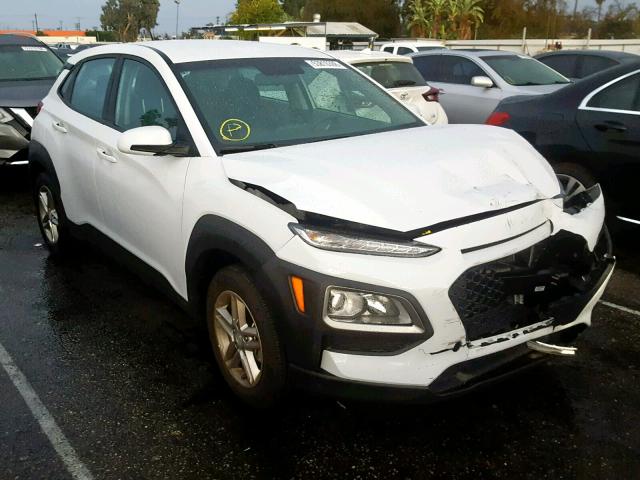 KM8K12AA3JU108966 - 2018 HYUNDAI KONA SE WHITE photo 1