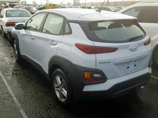 KM8K12AA3JU108966 - 2018 HYUNDAI KONA SE WHITE photo 3