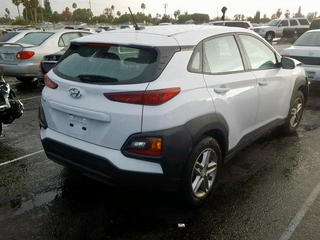 KM8K12AA3JU108966 - 2018 HYUNDAI KONA SE WHITE photo 4