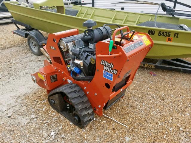 DWPC24XAEJ0001214 - 2018 DITCH WITCH C24XA ORANGE photo 3