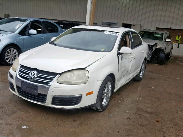 3VWDF71K86M621174 - 2006 VOLKSWAGEN JETTA 2.5L WHITE photo 2