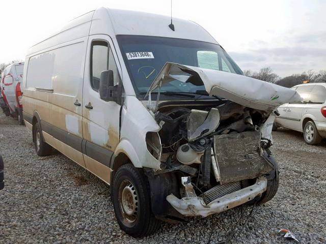 WDYPE8CC2B5557281 - 2011 FREIGHTLINER SPRINTER 2 WHITE photo 1