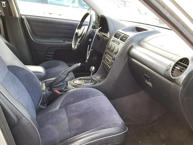 JTHBD192230066575 - 2003 LEXUS IS 300 SILVER photo 5