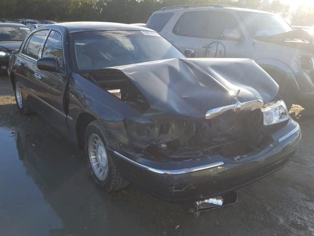 1LNHM81W22Y654281 - 2002 LINCOLN TOWN CAR E GREEN photo 1