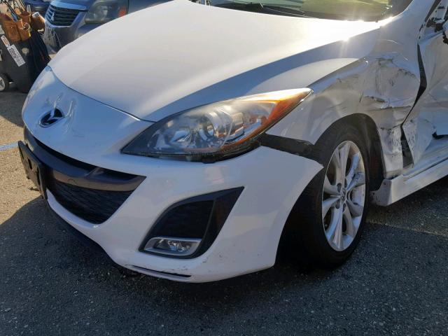 JM1BL1H63A1334940 - 2010 MAZDA 3 S WHITE photo 9