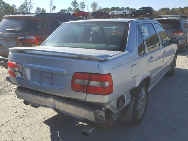 YV1LT56D0X2583819 - 1999 VOLVO S70 SILVER photo 4