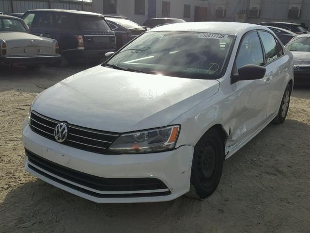 3VW2K7AJ2FM417397 - 2015 VOLKSWAGEN JETTA BASE WHITE photo 2
