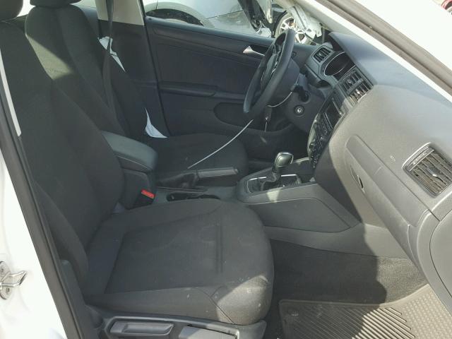3VW2K7AJ2FM417397 - 2015 VOLKSWAGEN JETTA BASE WHITE photo 5