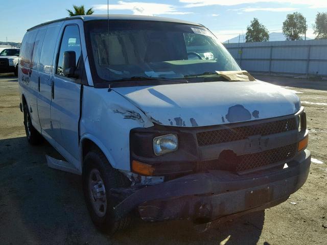 1GCFG15X051111392 - 2005 CHEVROLET EXPRESS G1 WHITE photo 1