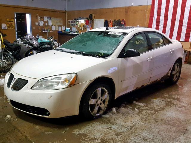 1G2ZH558764273910 - 2006 PONTIAC G6 GT WHITE photo 2