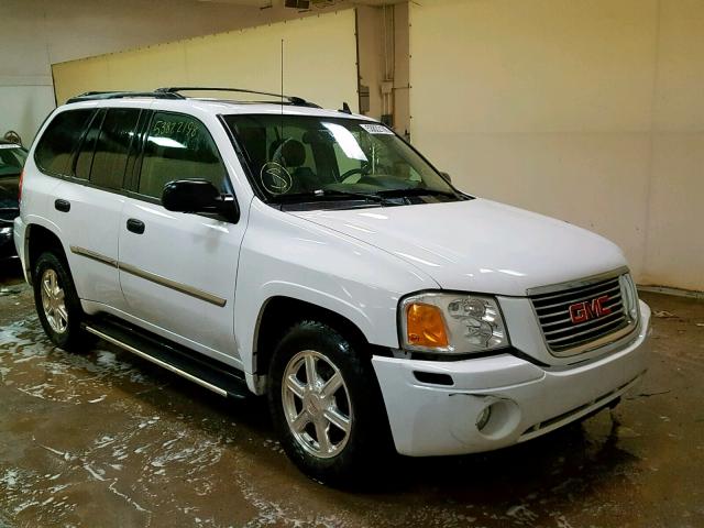 1GKDS13S682225106 - 2008 GMC ENVOY WHITE photo 1