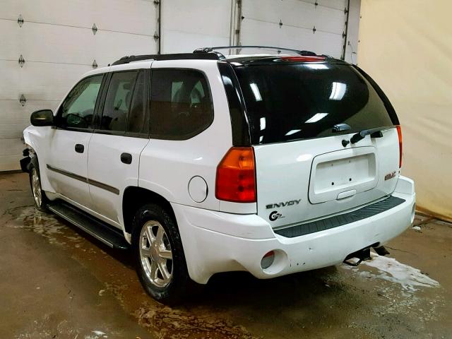 1GKDS13S682225106 - 2008 GMC ENVOY WHITE photo 3