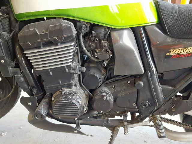 JKAZR9A192A015712 - 2002 KAWASAKI ZR1200 A GREEN photo 7