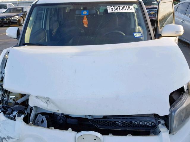JTLZE4FE8CJ014377 - 2012 TOYOTA SCION XB Ақ фото 7