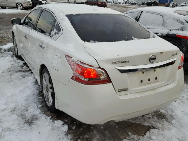 1N4BL3AP7DC174882 - 2013 NISSAN ALTIMA 3.5 WHITE photo 3