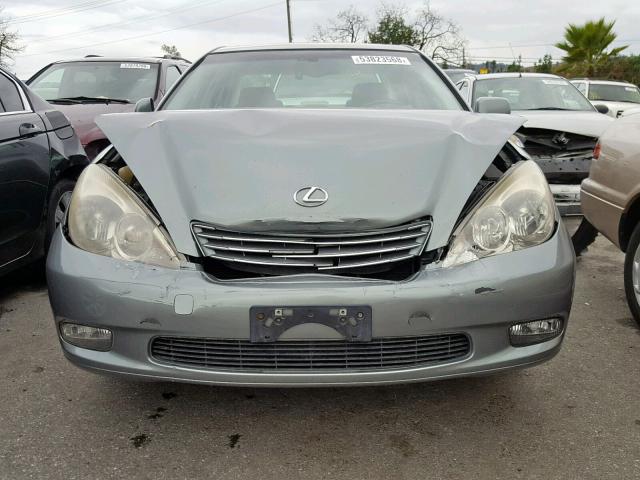 JTHBF30G620032488 - 2002 LEXUS ES 300 GREEN photo 9