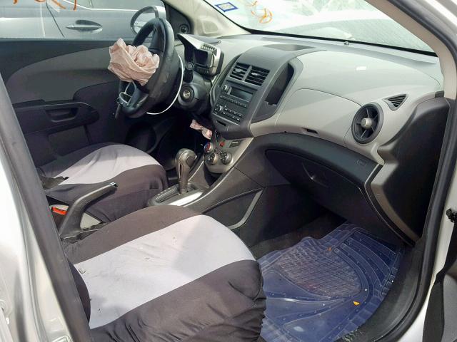 1G1JA5SHXC4231950 - 2012 CHEVROLET SONIC LS 银色 照片 5