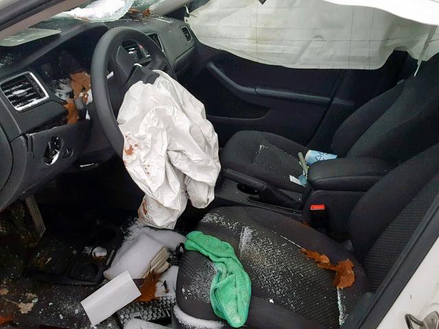 3VW1K7AJXDM255026 - 2013 VOLKSWAGEN JETTA BASE WHITE photo 5