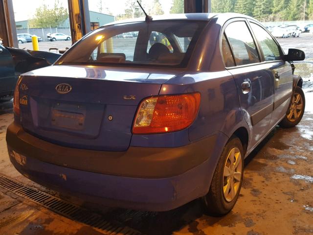 KNADE123766166471 - 2006 KIA RIO BLUE photo 4