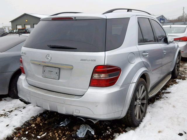 4JGBB77E18A345228 - 2008 MERCEDES-BENZ ML 63 AMG SILVER photo 4