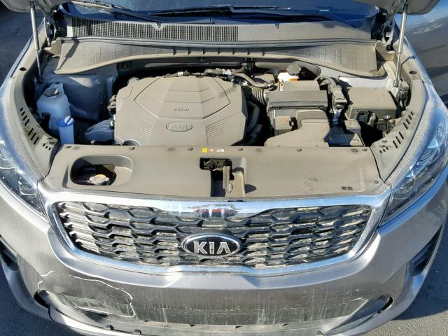 5XYPG4A5XKG440803 - 2019 KIA SORENTO LX GRAY photo 7