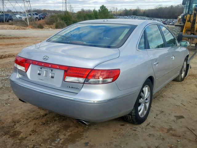 KMHFC46F07A203538 - 2007 HYUNDAI AZERA SE SILVER photo 4