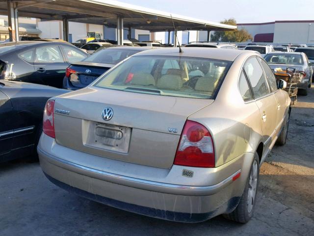 WVWRH63B61E123452 - 2001 VOLKSWAGEN PASSAT GLX GOLD photo 4