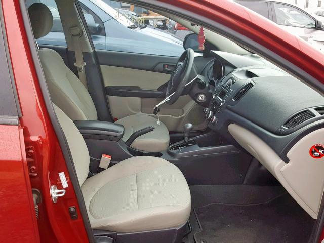 KNAFU4A22A5291124 - 2010 KIA FORTE EX RED photo 5