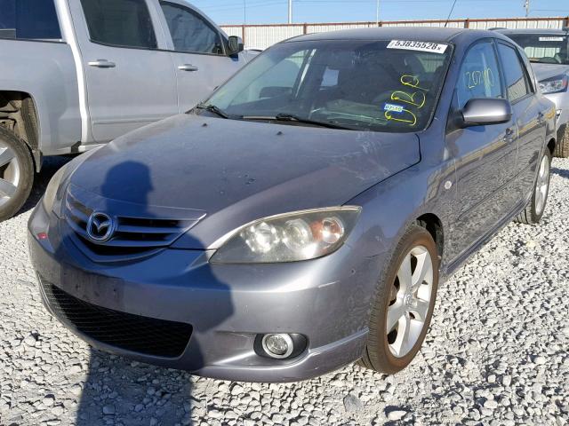 JM1BK143651330644 - 2005 MAZDA 3 HATCHBAC GRAY photo 2