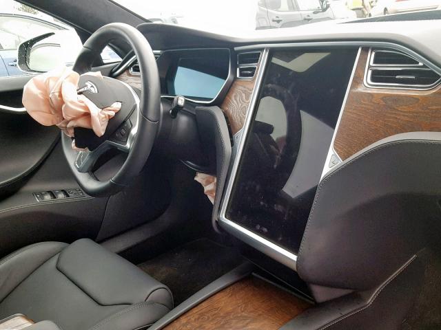 5YJSA1E26JF244387 - 2018 TESLA MODEL S SILVER photo 10