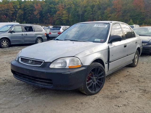 2HGEJ6629TH544402 - 1996 HONDA CIVIC DX SILVER photo 2