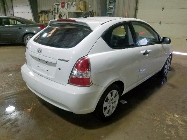 KMHCM3AC4BU188931 - 2011 HYUNDAI ACCENT GL WHITE photo 4