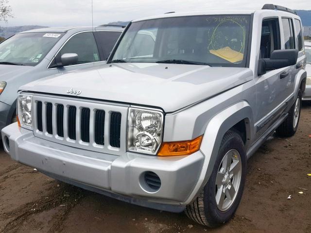 1J8HH48K16C165712 - 2006 JEEP COMMANDER GRAY photo 2