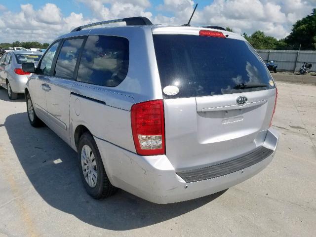 KNDMG4C73B6366256 - 2011 KIA SEDONA LX SILVER photo 3