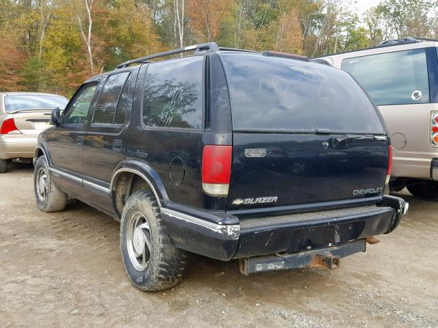 1GNDT13W7T2144188 - 1996 CHEVROLET BLAZER BLACK photo 3