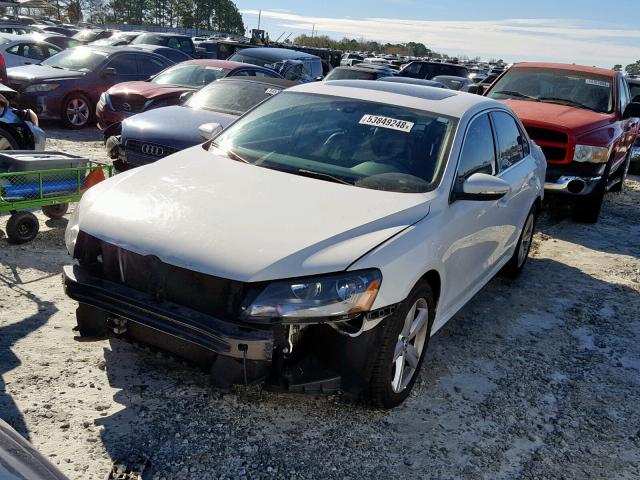 1VWBH7A38CC067643 - 2012 VOLKSWAGEN PASSAT SE WHITE photo 2