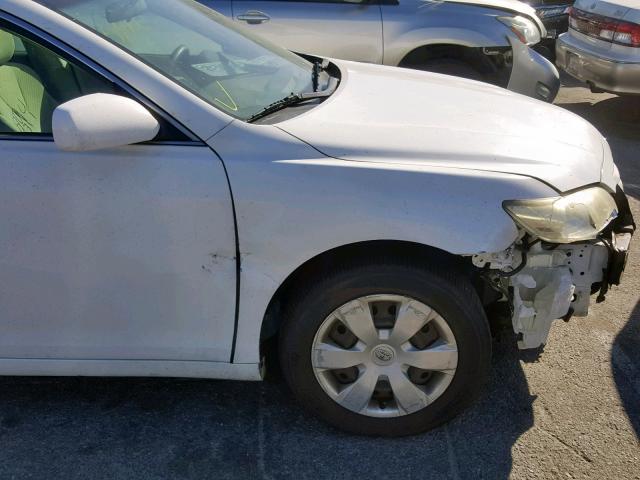 4T4BE46K79R075263 - 2009 TOYOTA CAMRY BASE WHITE photo 9