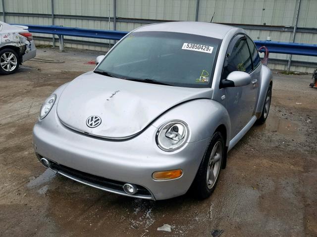 3VWCK21C41M432890 - 2001 VOLKSWAGEN NEW BEETLE 银色 照片 2
