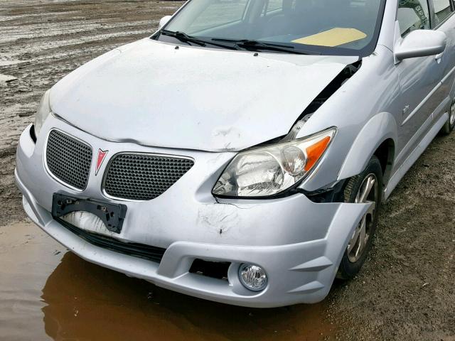 5Y2SL67817Z427076 - 2007 PONTIAC VIBE SILVER photo 9