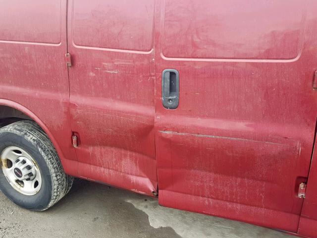 1GTHG35C481145325 - 2008 GMC SAVANA G35 RED photo 9