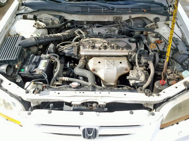 1HGCG32552A001789 - 2002 HONDA ACCORD EX WHITE photo 7