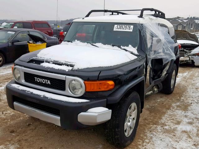 JTEBU4BF6AK078905 - 2010 TOYOTA FJ CRUISER BLACK photo 2