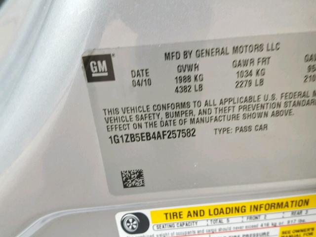 1G1ZB5EB4AF257582 - 2010 CHEVROLET MALIBU LS 银色 照片 10